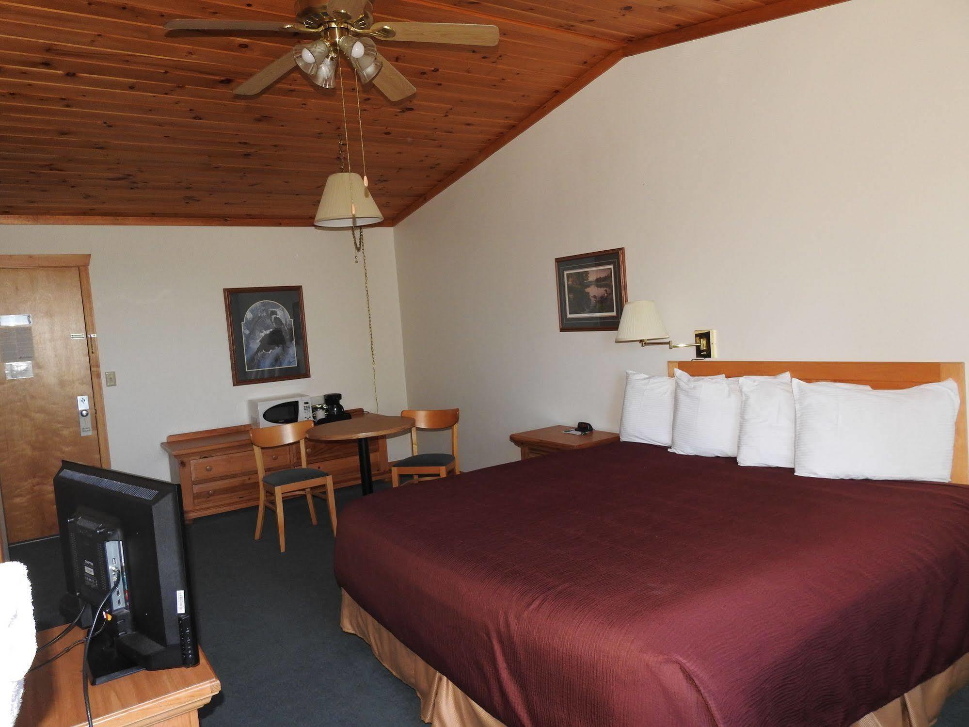 Superior Ridge Resort Motel Schroeder Ngoại thất bức ảnh